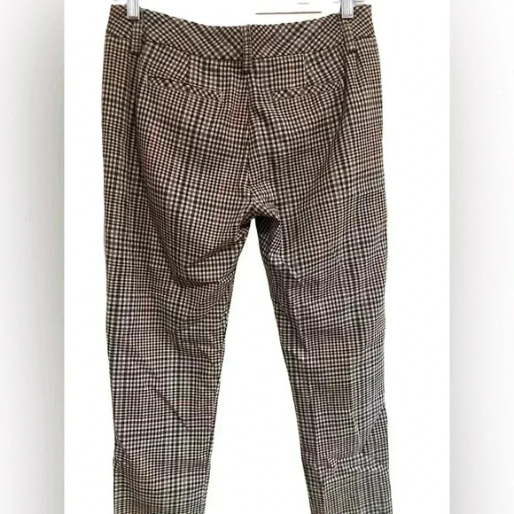 CAbi #573 Down To Earth Plaid Hatter Crop Cuffed Stretch Pant Brown - Picture 8 of 10